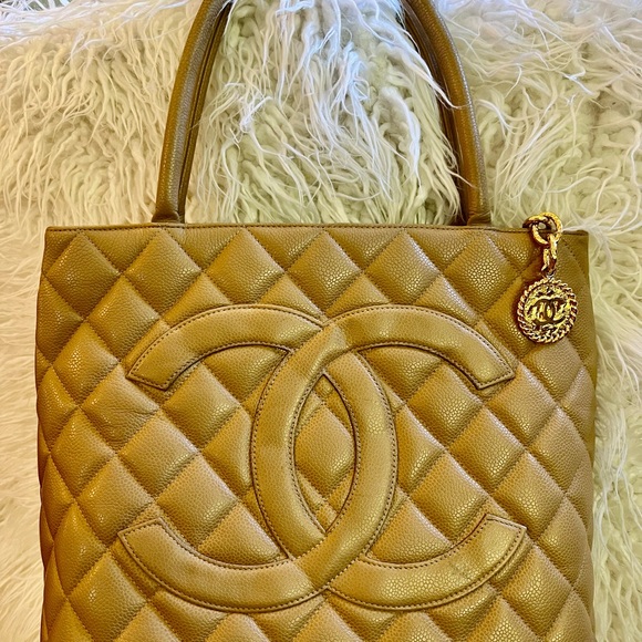 Chanel Medallion Tote 24k Gold Plated Hardware - Picture 2 of 15